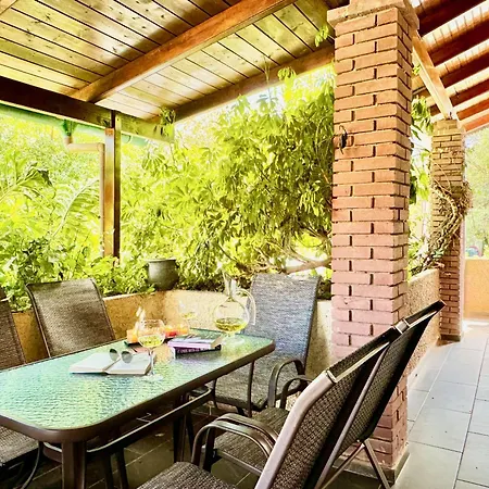 Βίλα Night Flower With Private Pool By Dadovillas Δασιά