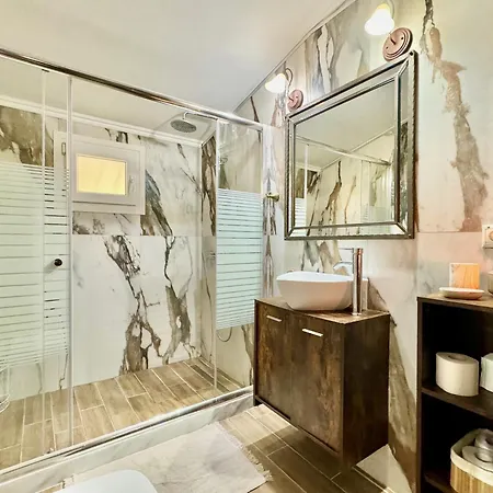 Night Flower With Private Pool By Dadovillas Dassiá