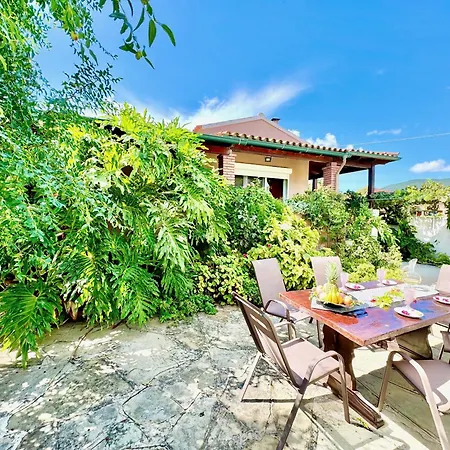 Night Flower With Private Pool By Dadovillas * Dassiá